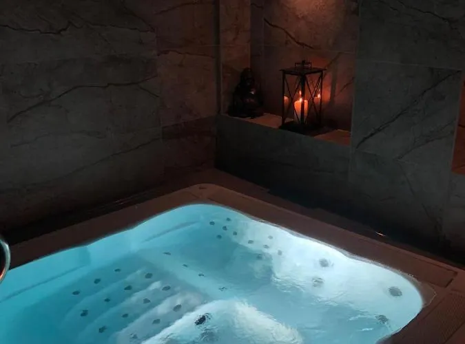 Hotel Du & 3*