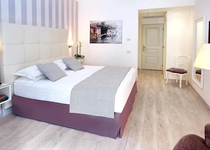 Du & Hotel 3*