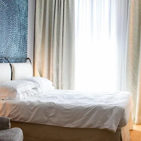 Du & 3* בלאג'יו